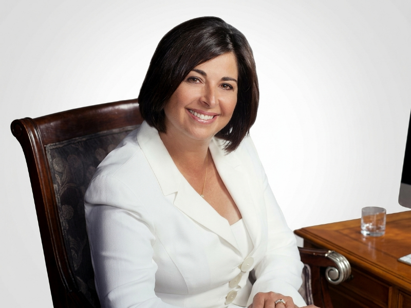 Dr. Mindy Munowitz - Smiles Ohio